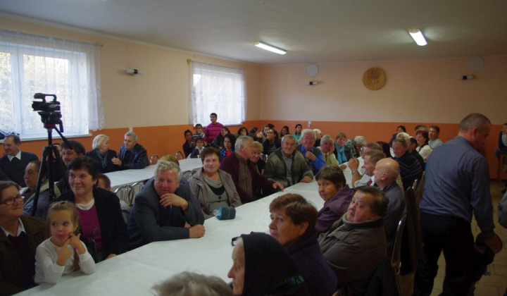 Posedenie dôchodcov 2014