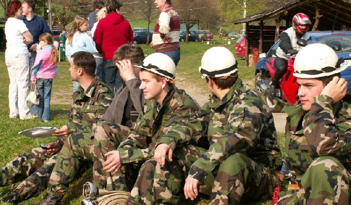 Súťaž o NAJZDATNEJŠÍ HASIČSKÝ ZBOR 2006