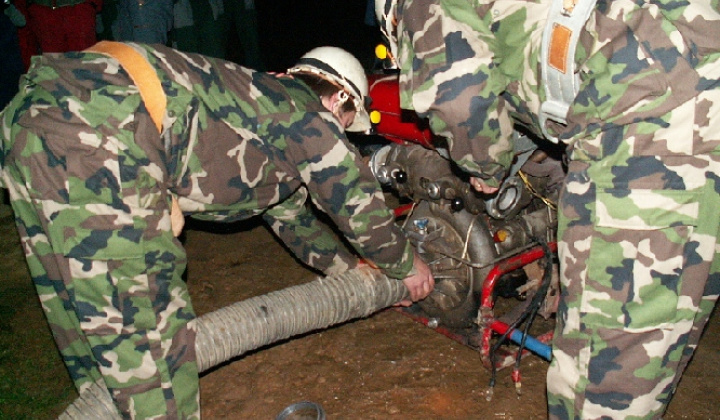 Súťaž o NAJZDATNEJŠÍ HASIČSKÝ ZBOR 2006